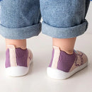 Sapatos Antiderrapantes de Malha com Sola Macia para Bebês